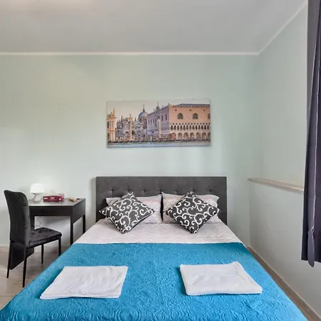 Πανσιόν Cateresa 14 Μαργκέρα